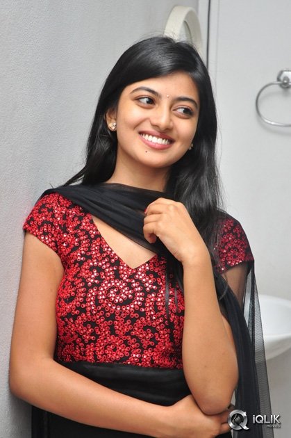 Rakshita-at-Trisha-Leda-Nayanathara-Movie-Audio-Launch